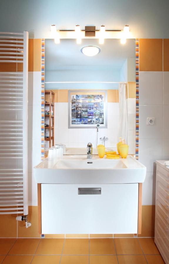 Apartment Vodni With Parking 브르노 객실 사진