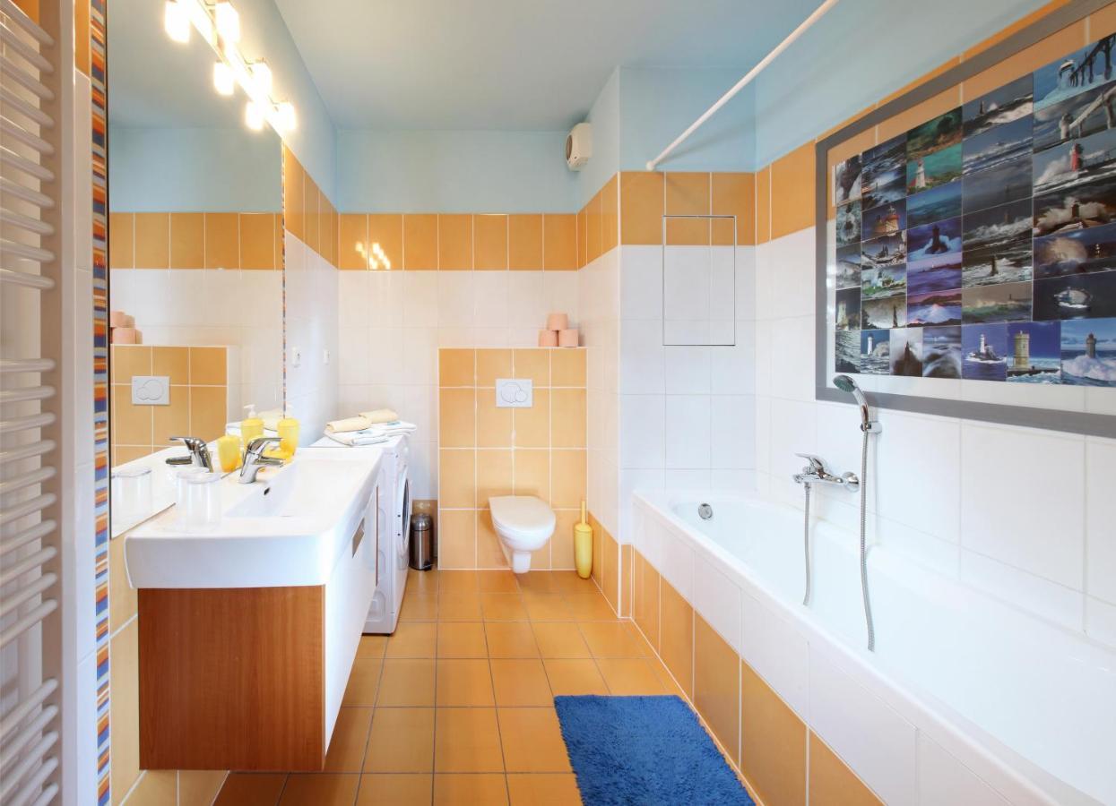 Apartment Vodni With Parking 브르노 객실 사진