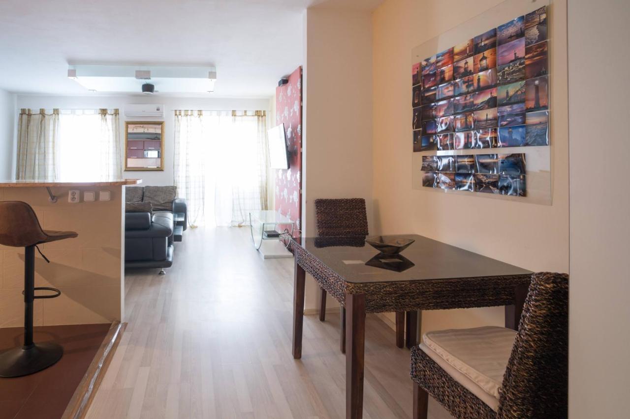 Apartment Vodni With Parking 브르노 외부 사진